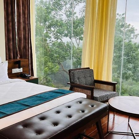 The Convoy Hotel Dibrugarh 外观 照片