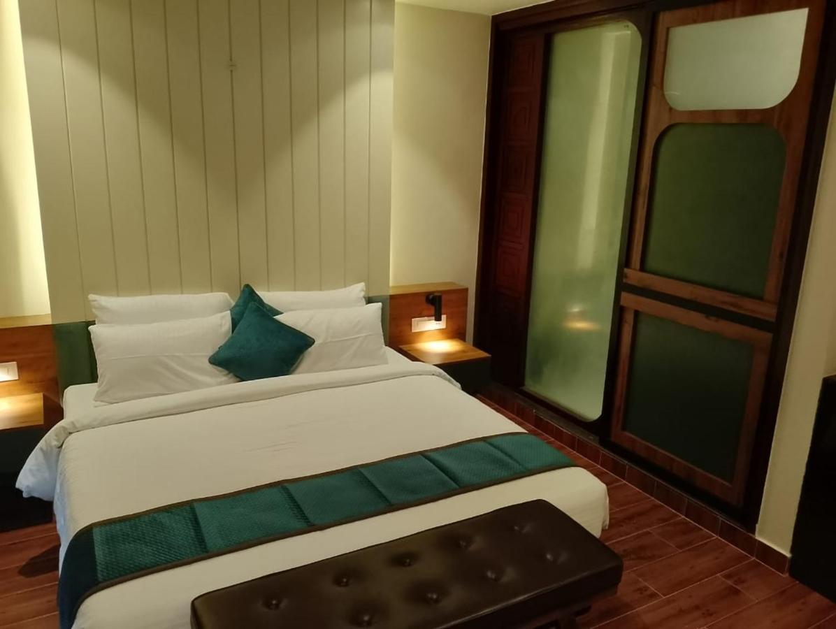 The Convoy Hotel Dibrugarh 外观 照片