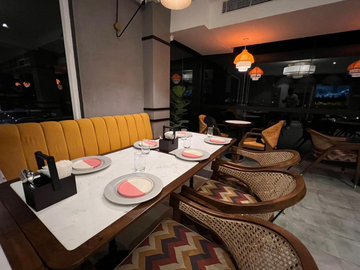 The Convoy Hotel Dibrugarh 外观 照片