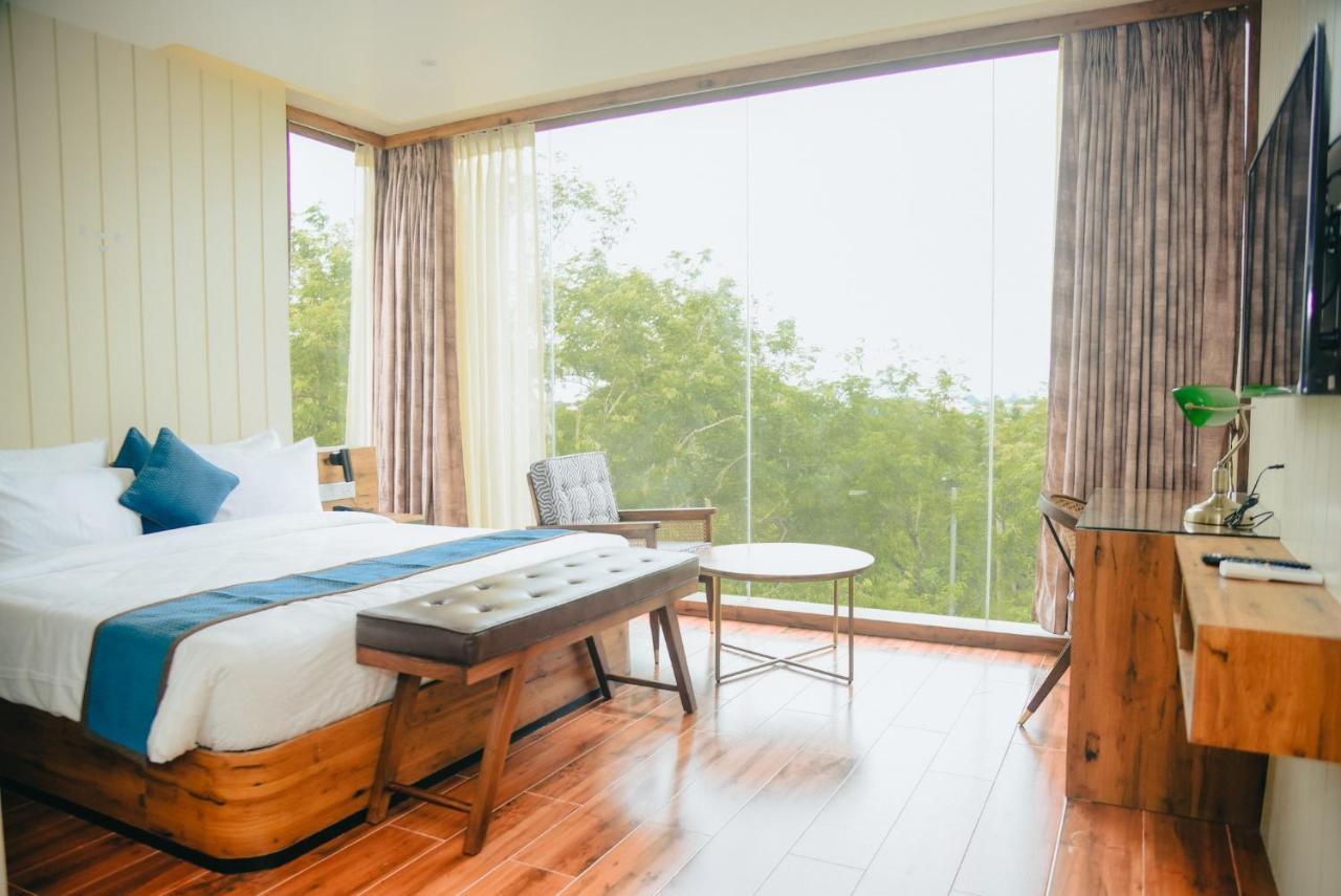 The Convoy Hotel Dibrugarh 外观 照片