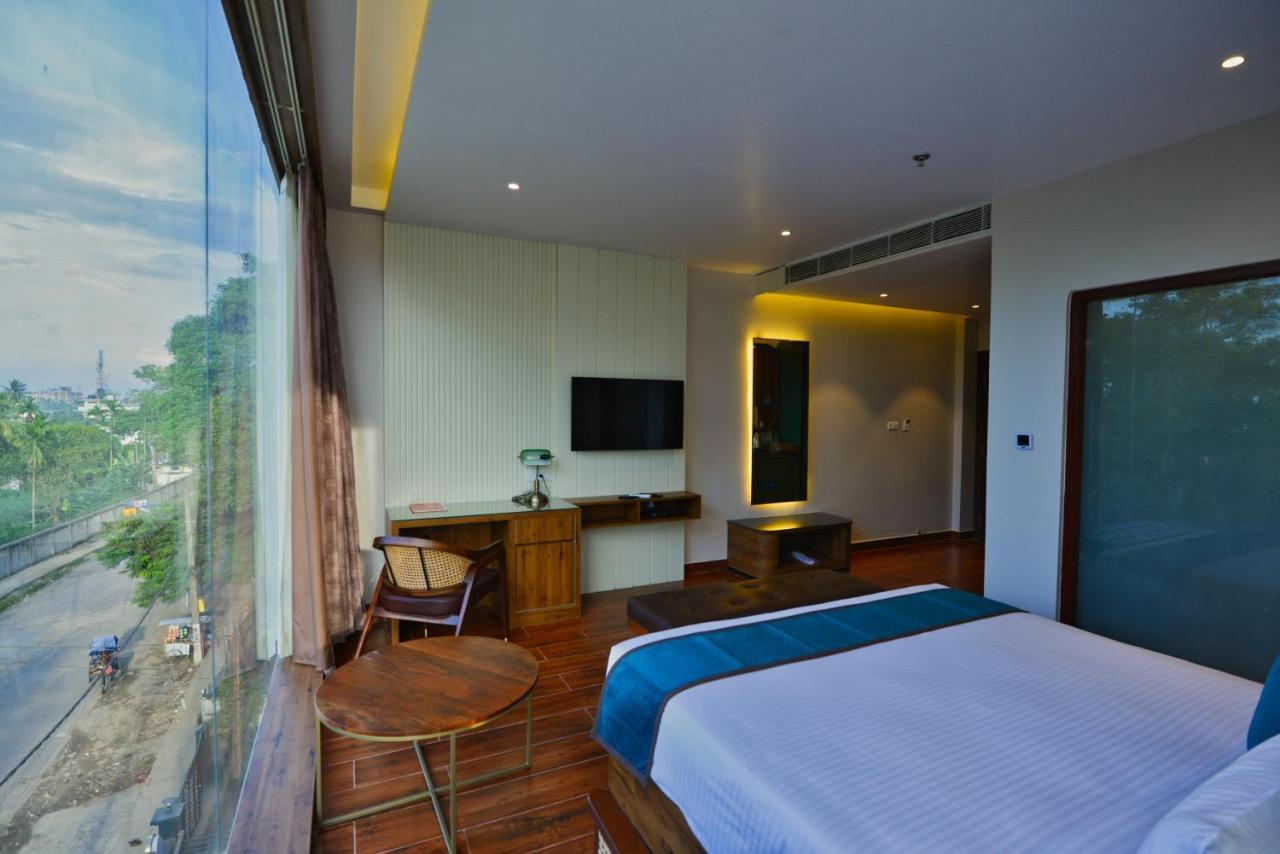 The Convoy Hotel Dibrugarh 外观 照片